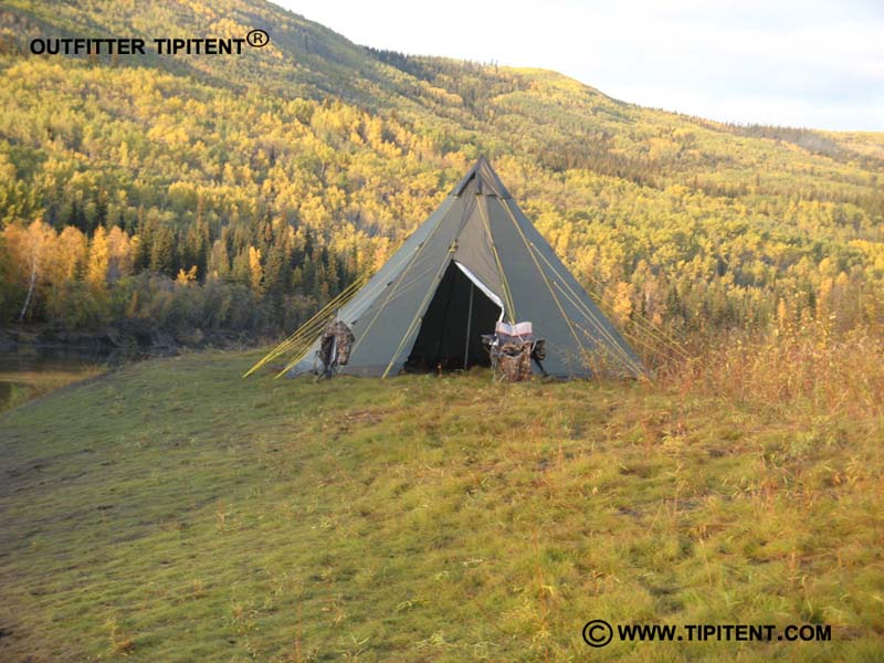 Outfitter-TIPITENT-Moose-Ca